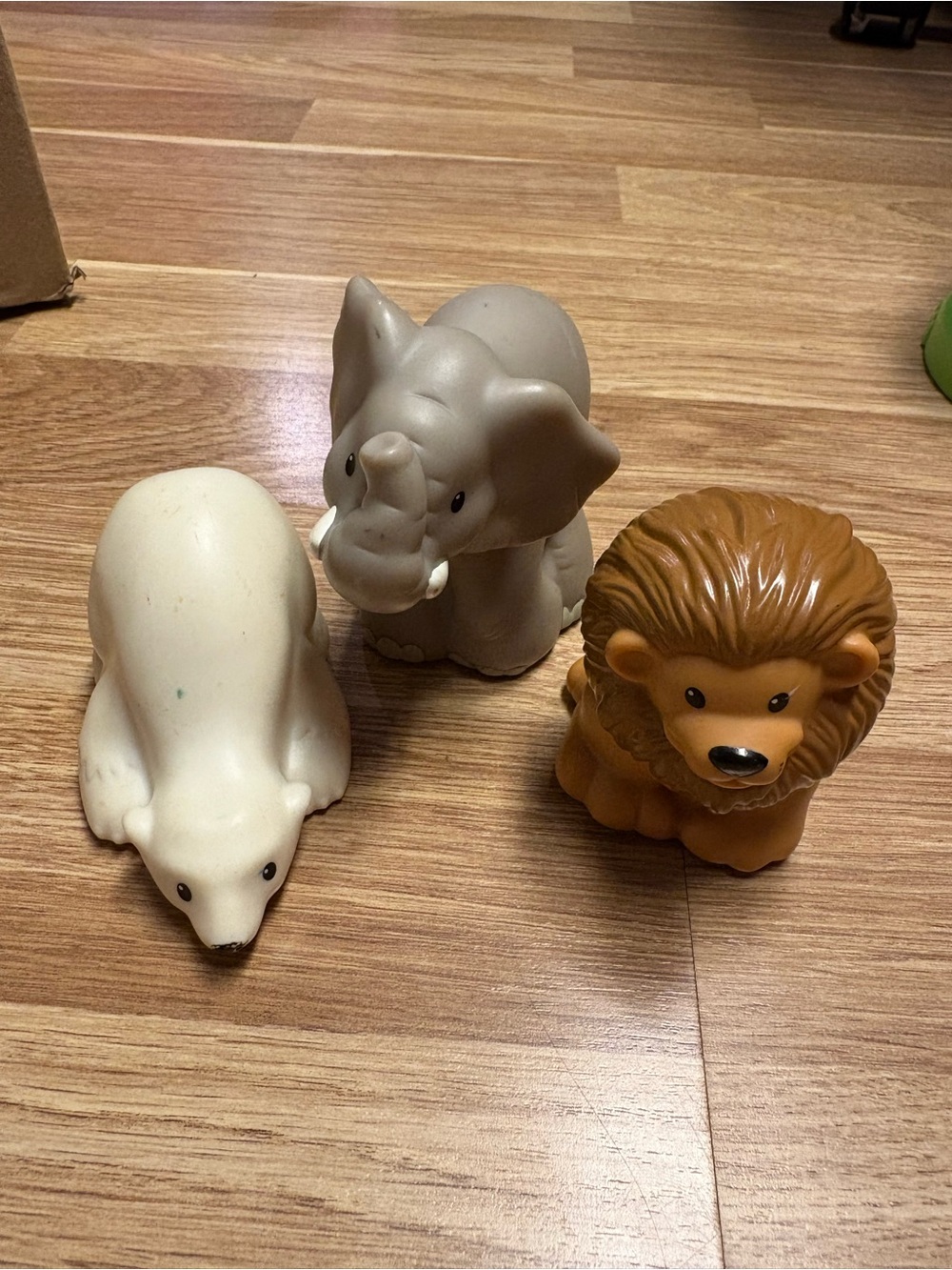 Fisher Price Little People Zoo Talkers Set of 3. Polar bear, lion and elephant
